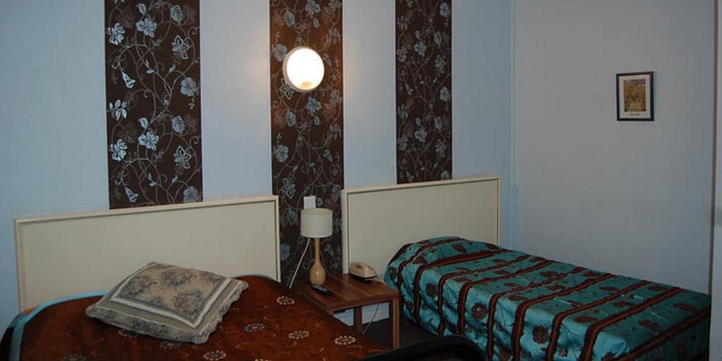 Hotel Des Jacobines Chalon-sur-Saône Oda fotoğraf